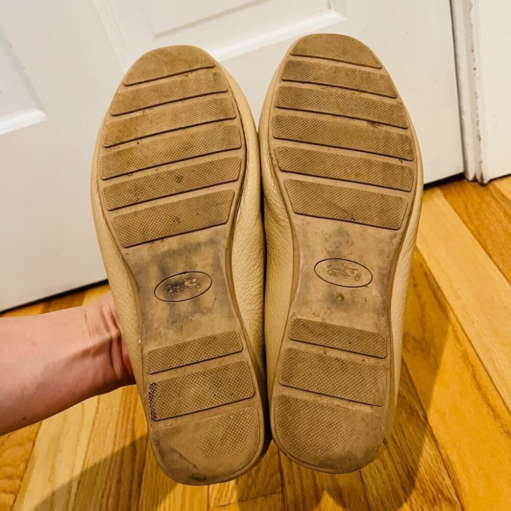 Coach Marley Beige Driver Moccasin Loafers Women's Size 8 B - Picture 12 of 16